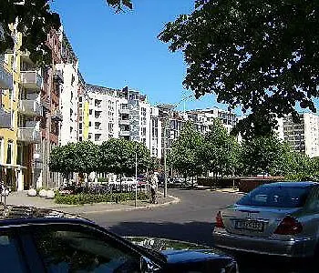 Apartment Engel